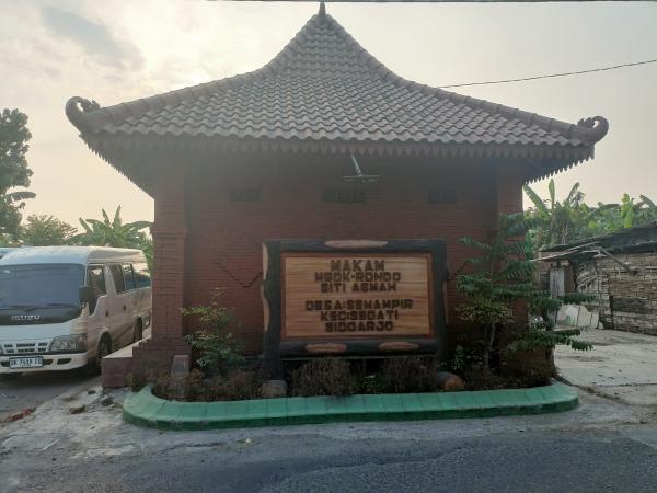 Makam Mbok Rondo 'Siti Asmah' Putri Sunan Bungkul Surabaya yang Diyakini Pembabat Alas Desa Semampir
