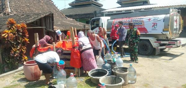 615.000 Liter Air Bersih Disalurkan PMI Kabupaten Grobogan  ke Warga Terdampak Kekeringan