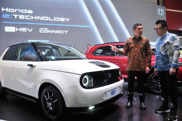 HSC Tampilkan All New Honda CR-V e:HEV dan Honda e di GIIAS Surabaya 2023, Bentuknya Bikin Gagah
