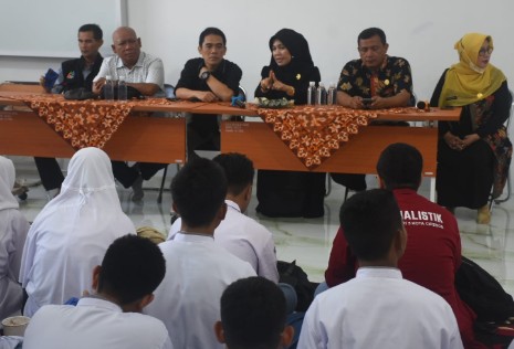 FJC Road To School, Pelajar SMAN 3 Cirebon Antusias Ikuti Pelatihan  Jurnalistik