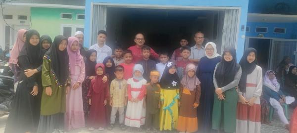 HUT Ke-4 Media Online Lakukan Kegiatan Sosial Berbagi Sembako dengan Menyantuni Anak Yatim