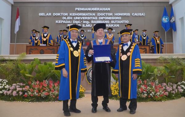 Profil Bos Cimory yang Terima Gelar Doktor Honoris Causa Undip, Mulai Usaha dari Garasi