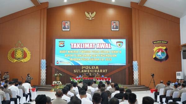 Wakapolda Sulbar Buka Taklimat Awal Audit Kinerja Tahap II Polda Sulbar, Ini Pesannya