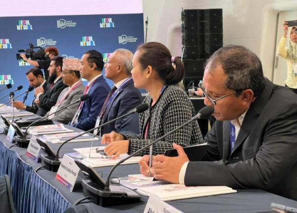 Danny Pomanto Bahas Kota Layak Huni Berkelanjutan di World Cities Summit Mayor Forum 2023