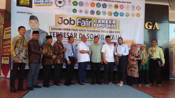 Wamenaker Dorong Job Fair Career Expo 2023 Mampu Ciptakan Hubungan Kerja dan Serap Banyak Tenaga