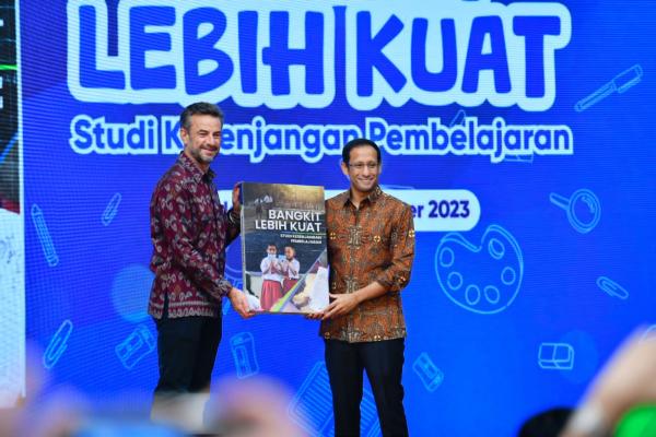 Catatan Upaya Pemulihan Pembelajaran di Indonesia Melalui Buku Bangkit Lebih Kuat