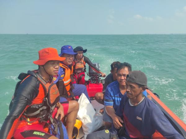 Sempat Dikabarkan Hilang, 3 Pekerja Ponton di Bangka Barat Ditemukan Selamat