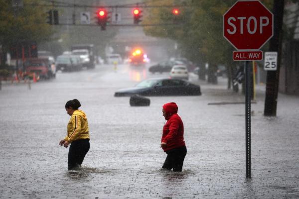 New York Banjir Bandang, Gubernur Nyatakan Keadaan Darurat
