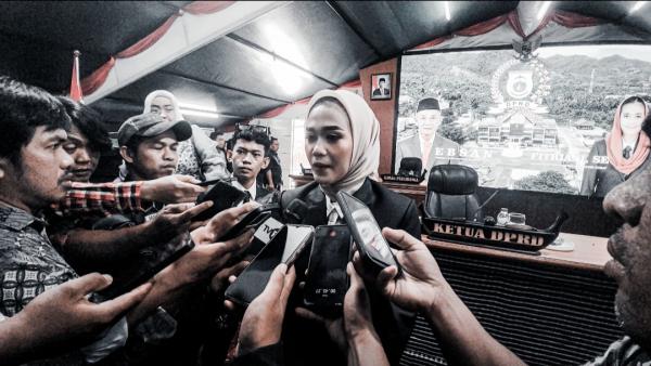 Politisi Muda DPRD Sulbar, Fitriani Siap Optimalkan Masa Jabatannya
