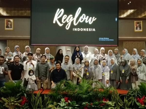 Reglow Komitmen Produksi Skincare Aman dengan Ekstrak Bahan Asli Indonesia