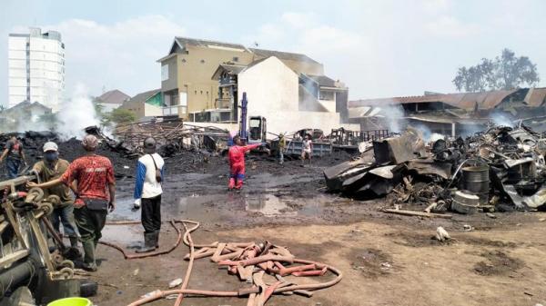 Gudang Rosok dan 5 Rumah di Pasar Kliwon Solo Ludes Terbakar, Ini Kondisinya
