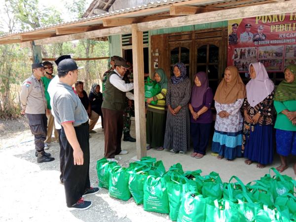 Dusun di Nganjuk Terdampak Kemarau Panjang, Baznas-MUI Salurkan Bantuan