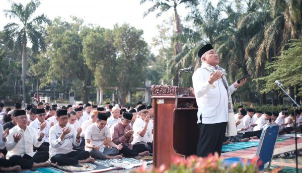 Tuntunan Salat Istisqa untuk Meminta Hujan Lengkap dengan Niat dan Tata Caranya