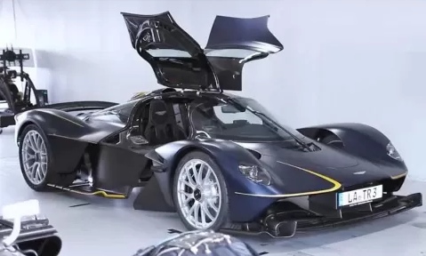 Hypercar Mewah Cuma jadi Pajangan Orang Kaya, Bos Aston Martin Ngaku Sedih