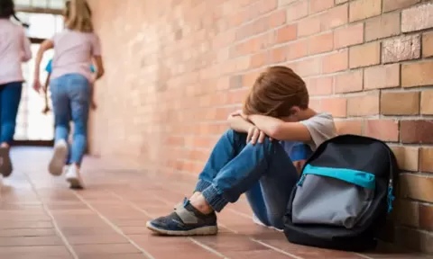 Saat Anak jadi Korban Bullying, Orangtua Harus Lakukan ini