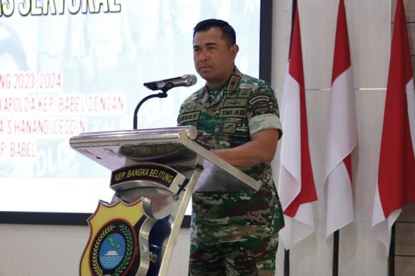 Hadiri Rakor Lintas Sektoral, Danrem 045 Garuda Jaya Pastikan TNI Netral dalam Pemilu 2024