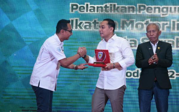 Pengurus IMI Surabaya Resmi Dilantik, Wali Ajak Kolaborasi Tangani Balap Liar