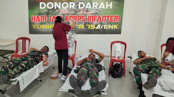 Yonif Raider 754/ENK Bekerjasama dengan PMI Laksanakan Donor Darah