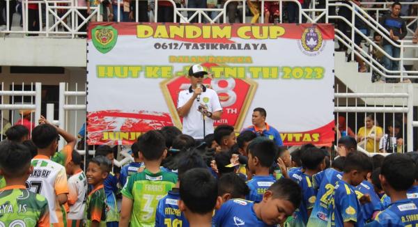 Meriahkan HUT TNI ke-78, Puluhan SSB di Priangan Timur Ikuti Turnamen Sepak Bola Usia Dini