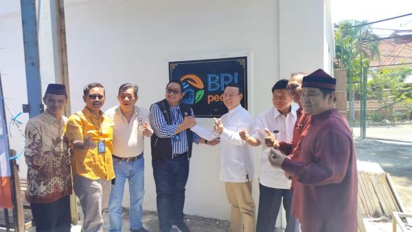 BRI Serahkan Bantuan untuk Perbaikan Masjid Cheng Ho Surabaya