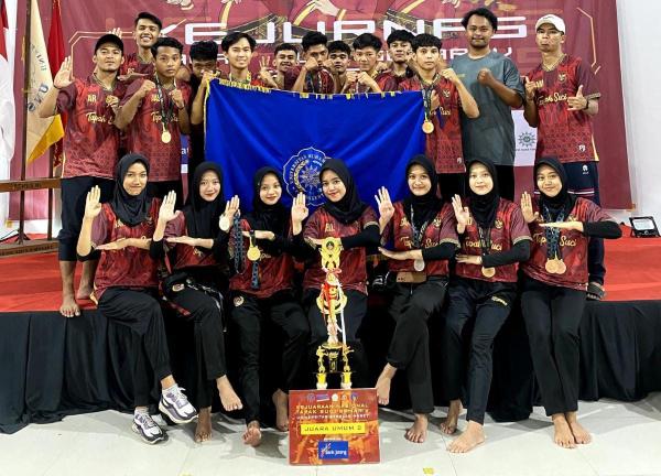 Tapak Suci Universitas Muhammadiyah Purwokerto Raih Juara Umum Kejuaraan Nasional
