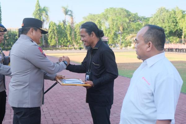 Aktif Pemberitaan Positif dan Kondusif, Kapolda Sulsel Beri Penghargaan kepada iNews TV Makassar
