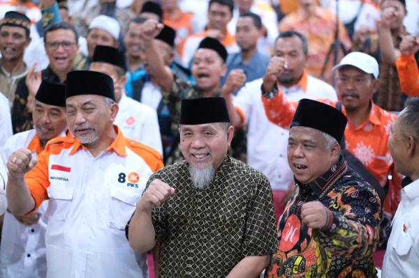 Roadshow Presiden PKS Pompa Semangat Kader di Jatim