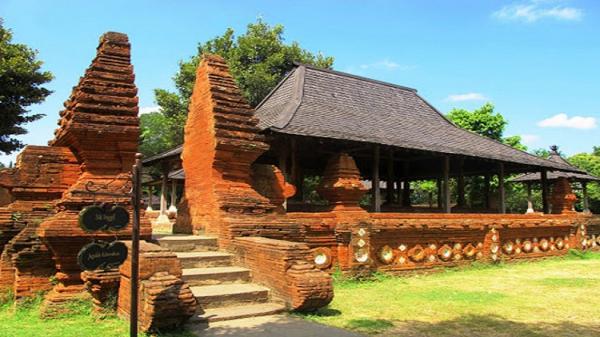 10 Peninggalan Kerajaan Cirebon yang Memiliki Nilai Sejarah