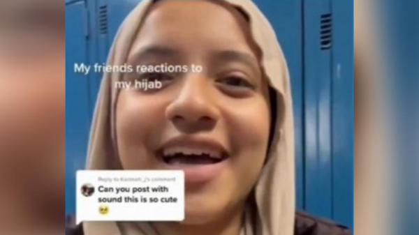 Viral! Wanita Bule Pertama Pakai Hijab Bikin Kaget Teman, Netizen: Semoga Istiqomah