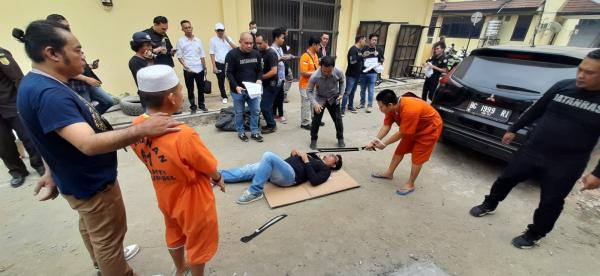 Rekonstruksi Kasus Pembunuhan Adik Bupati Muratara; Digelar di Polda Sumsel dengan Alasan Keamanan
