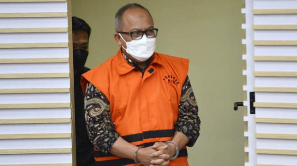 Baru 2 Tahun Menjabat Sekjen Kementan, Kasdi Subagyono Ditahan KPK