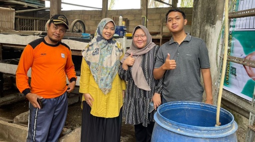 PKM Universitas Indo Global Mandiri, Fokus Green Economy dan Pengolahan Sampah