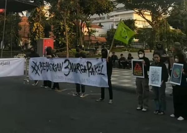 Aksi Kamisan ke-790 di Surabaya, Gelar Aksi Solidaritas Untuk Petani Pakel