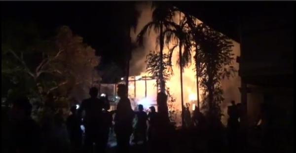 Rumah Praktik Bidan di Parepare Ludes Terbakar, Api Muncul dari Percikan Kabel Listrik