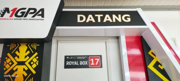 Royal Box 17 Tempat Nonton Presiden Jokowi Bernuansa Sasambo