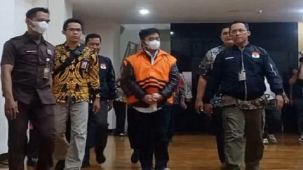 Syahrul Yasin Limpo Ditahan KPK, Digiring Pakai Baju Orange dengan Tangan Terborgol 