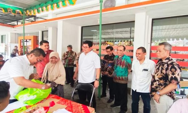 Pos Indonesia Salurkan Bantuan Stunting Tahap Dua ke 355.551 KRS di Jateng