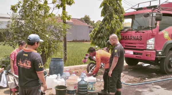BASARNAS Surabaya Kerahkan Truk Canggih Bantu Hasilkan Air Bersih di Jombang