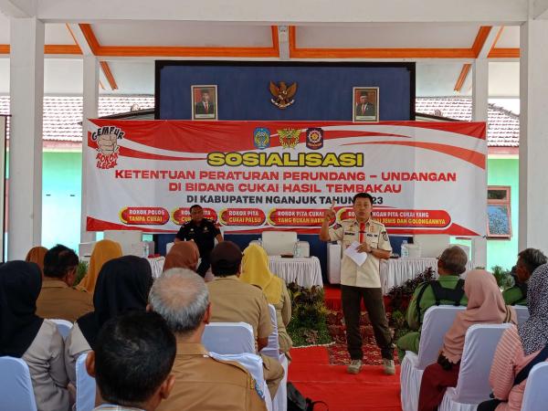 Kerjasama dengan Bea Cukai, Satpol PP Kabupaten Nganjuk Sosialisasi Gempur Rokok Ilegal