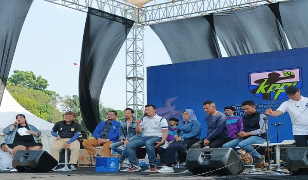 Bantu Atasi Masalah Sampah, Dispora Kolaborasi dengan KNPI Kota Bandung Inisiasi Gerakan Pepeling