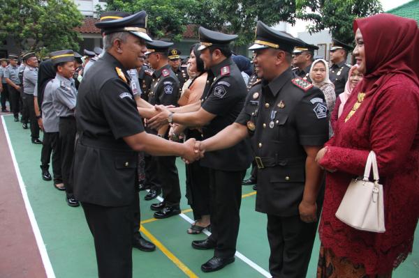 Lantik 181 Pejabat Baru, Kakanwil Kemenkumham Jateng Berharap ...