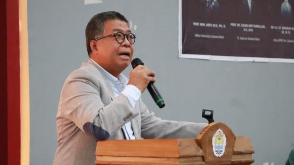 Menjadi Keynote Speaker Seminar Nasional, Sekprov Sulbar Paparkan Potensi Sulbar Dukung IKN 