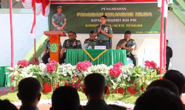 Berkunjung ke Kodim Aceh Tengah,Pangdam IM : Prajuri Harus Hadir di Tengah Kesulitan Masyarakat