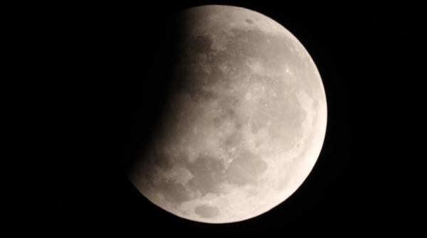 Ini Puncak Gerhana Bulan 29 Oktober 2023 di Wilayah Sulut