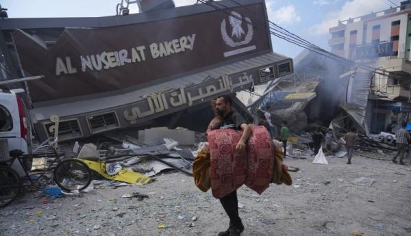 Brutalnya Israel, Toko Roti di Gaza Dibom Tewaskan Puluhan Orang Antre Beli Makanan