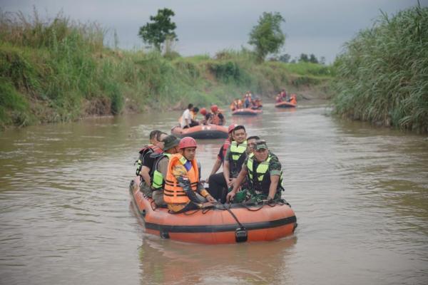 Bersama Pangdam I/BB, Bobby Nasution Kembali Susur Sungai Deli, Progres Pembersihan  Capai 25 Persen