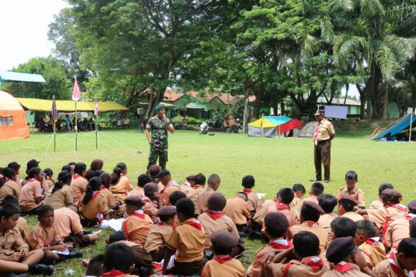 Perjusami SD Inpres 2 Sentani di Markas Yonif 751/VJS