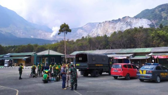 Gunung Papandayan Garut Terbakar, Luas Area yang Terkena Capai 70 Hektar