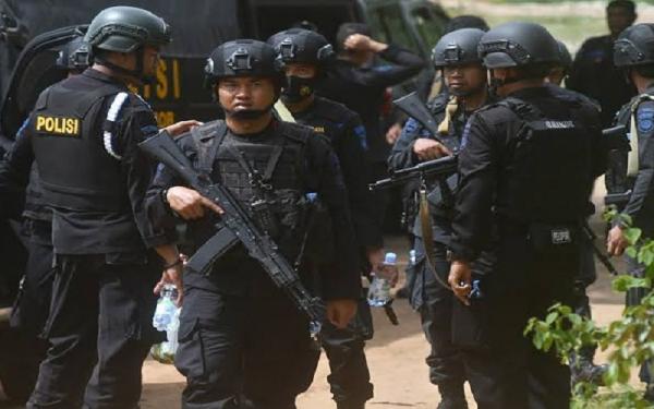 Densus 88 Anti Teror Tangkap  2 Orang Terduga Teroris di Tambun Selatan Bekasi