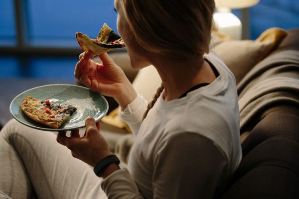 Makan Malam Bikin Gemuk: Mitos atau Fakta?